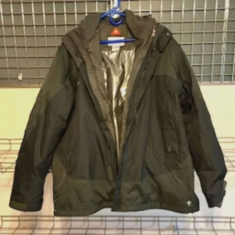 Size: XL {46-48} Thermal Omni Heat Jacket w/ Hoodie . Columbia . New w/o Tag